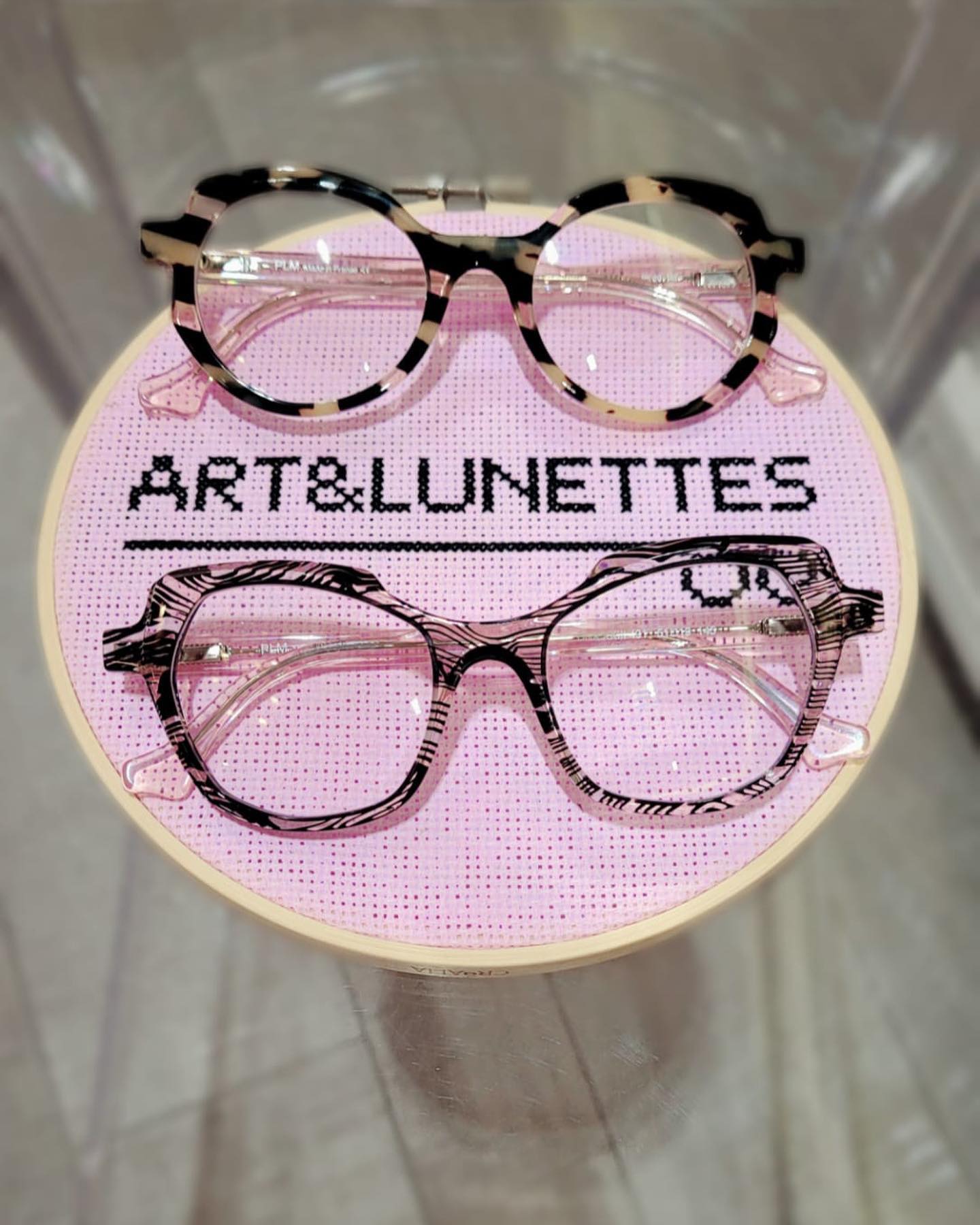 art-&-glasses-aixenprovence-carlo-app-opticians