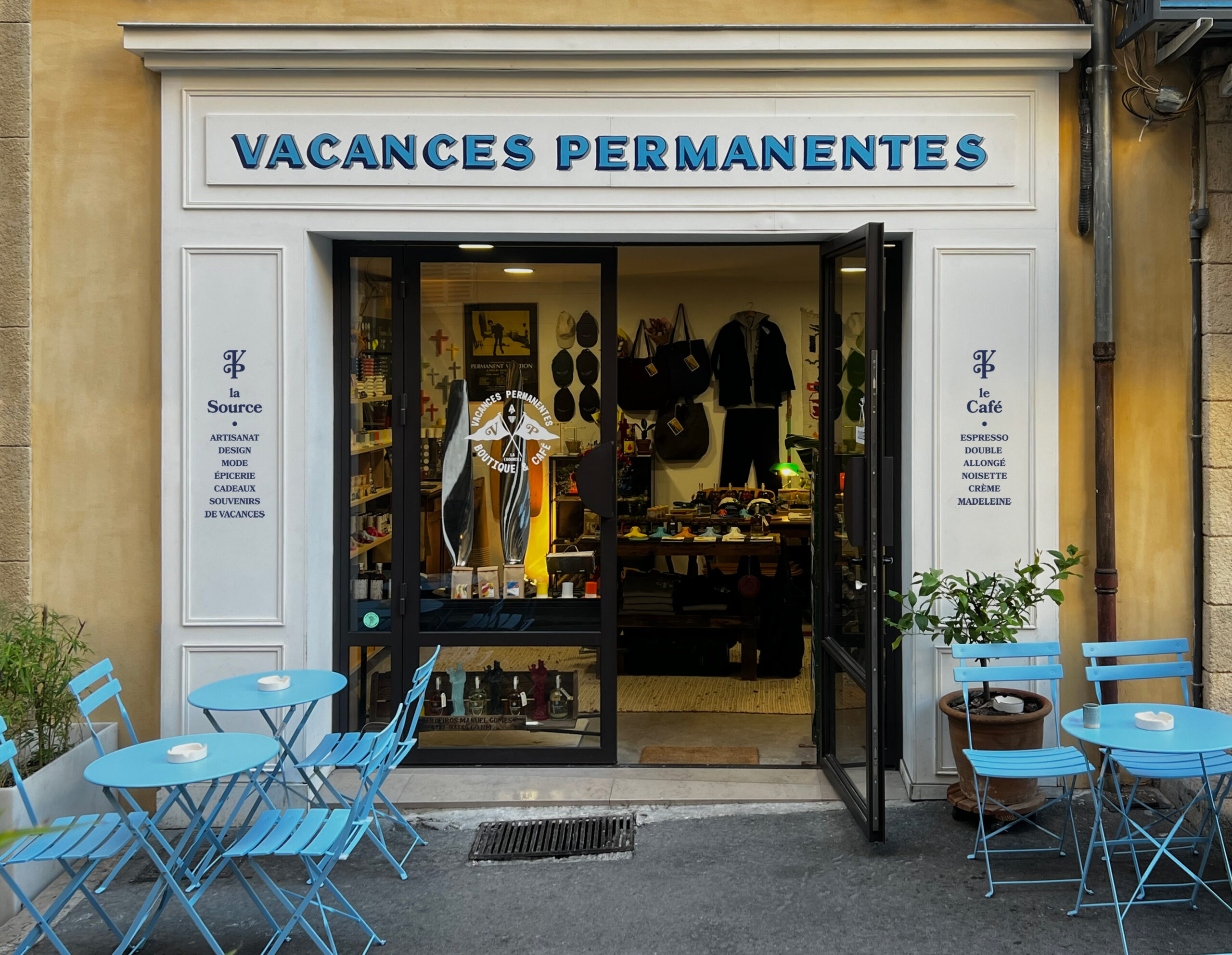 Vacances permanentes concept store
